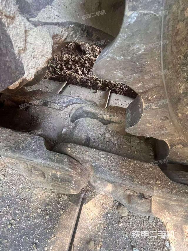 左托鏈輪和鏈筋(行走機(jī)構(gòu)) 左托鏈輪和鏈筋(行走機(jī)構(gòu))