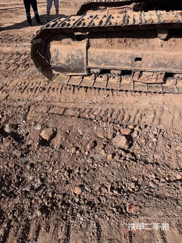 左侧履带整体 （行走机构）