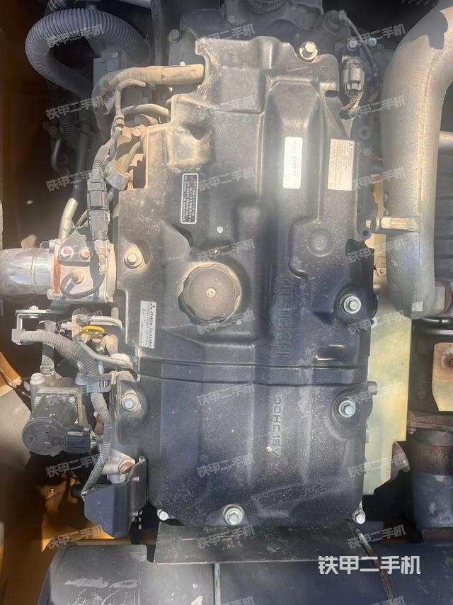 發(fā)動(dòng)機(jī)室(上車部件) 發(fā)動(dòng)機(jī)室(上車部件)