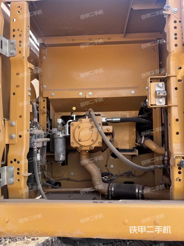 液压泵室（大件舱室）