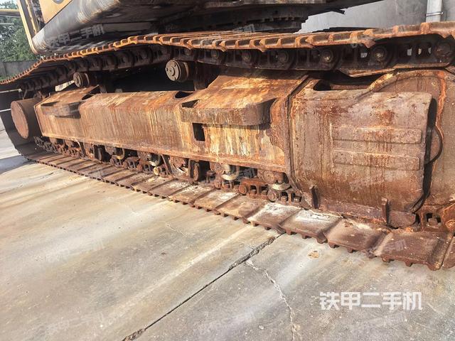 右側(cè)履帶整體（行走機(jī)構(gòu)）