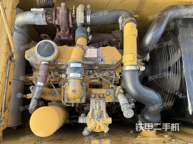 发动机整体俯视（整机外观）