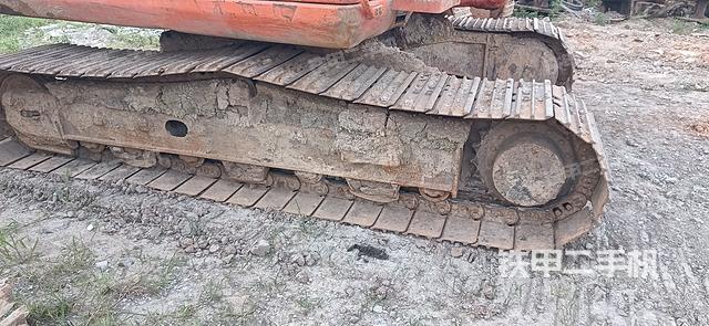 单侧履带整体（整机外观）