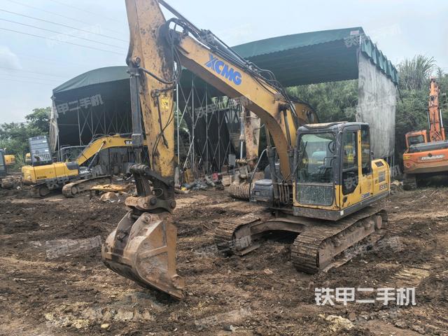 右前45(整機外觀) 右前45(整機外觀)