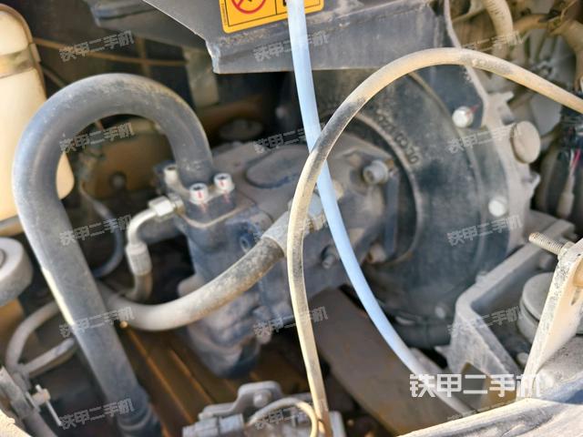 液壓泵室(大件艙室) 液壓泵室(大件艙室)