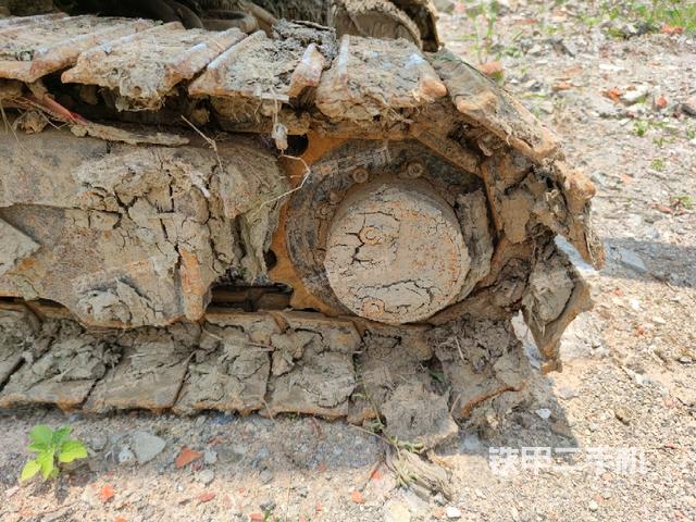 左驱动轮（行走机构）