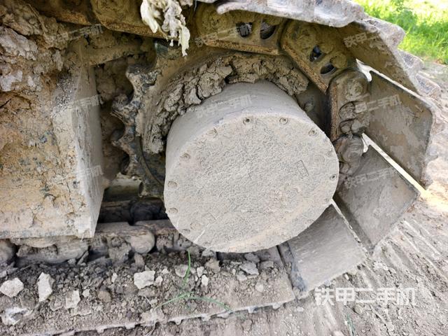 右驱动轮(行走机构) 右驱动轮(行走机构)