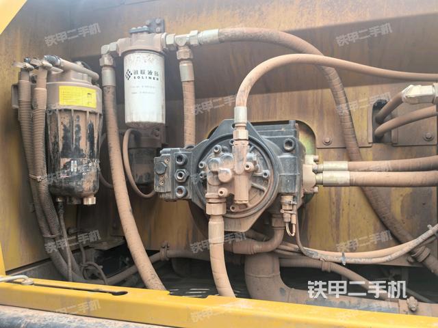 液压泵斜45 左(大件舱室) 液压泵斜45 左(大件舱室)