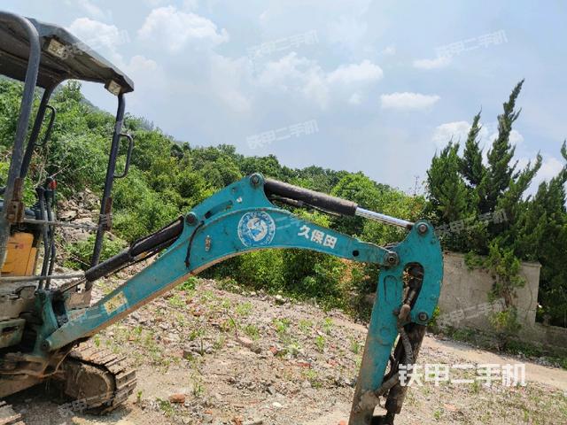 大臂整体 右侧（工作和回转装置）