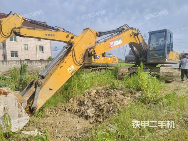 徐工XE205DA挖掘機(jī)