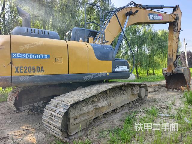 右后45(整机外观) 右后45(整机外观)