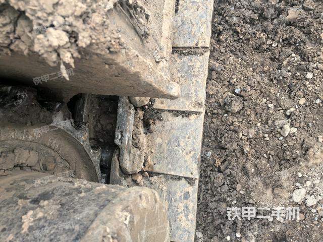 右側行走馬達蓋板(行走機構) 右側行走馬達蓋板(行走機構)