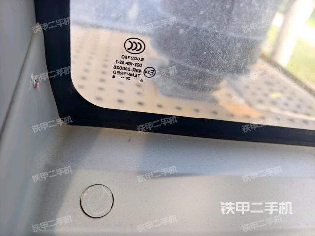后窗玻璃角标(驾驶室部分) 后窗玻璃角标(驾驶室部分)