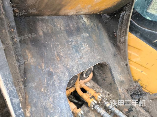 大臂根部?斜視（工作和回轉(zhuǎn)裝置）