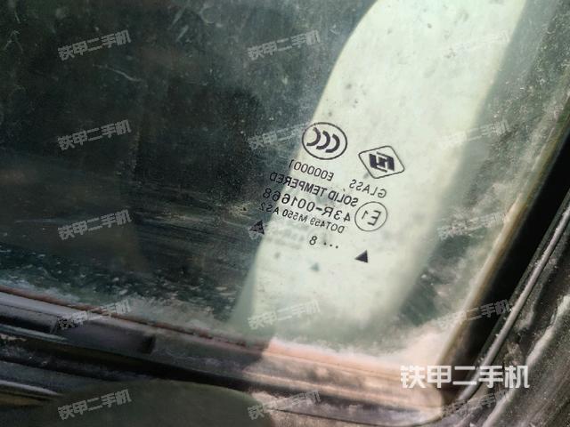 后窗玻璃角标(驾驶室部分) 后窗玻璃角标(驾驶室部分)