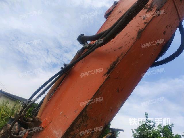 小臂整体左后（工作和回转装置）