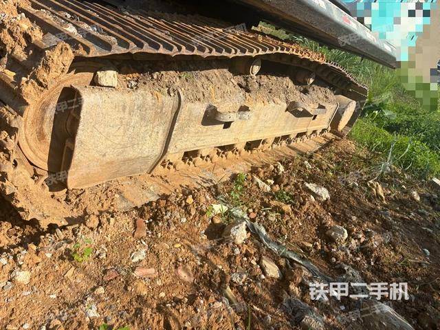 右侧行走马达盖板(行走机构) 右侧行走马达盖板(行走机构)