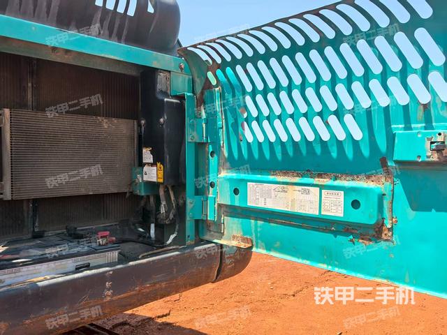 散热器正面(大件舱室) 散热器正面(大件舱室)