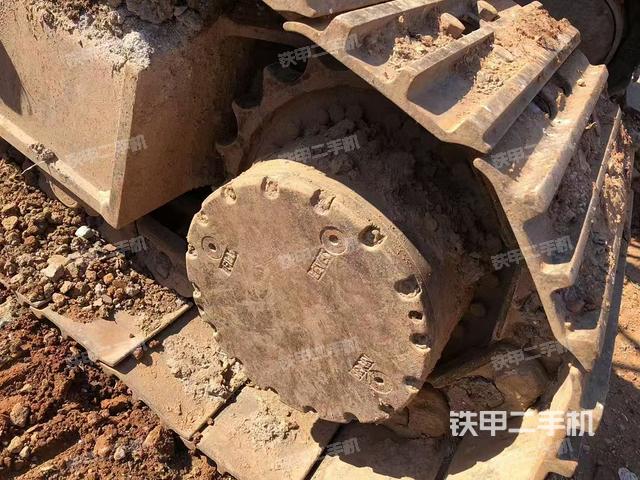 右側(cè)履帶整體（行走機(jī)構(gòu)）