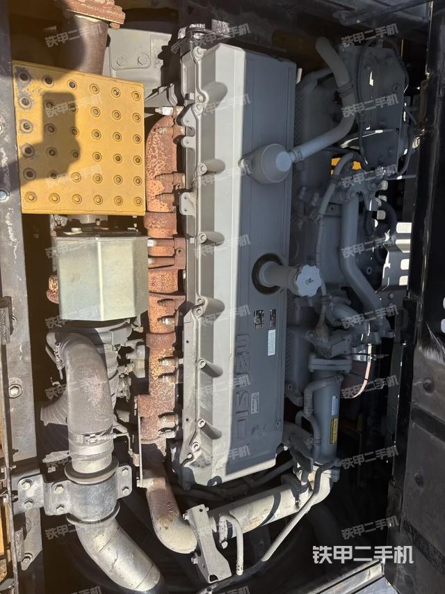 气门室盖螺丝特写(上车部件) 气门室盖螺丝特写(上车部件)