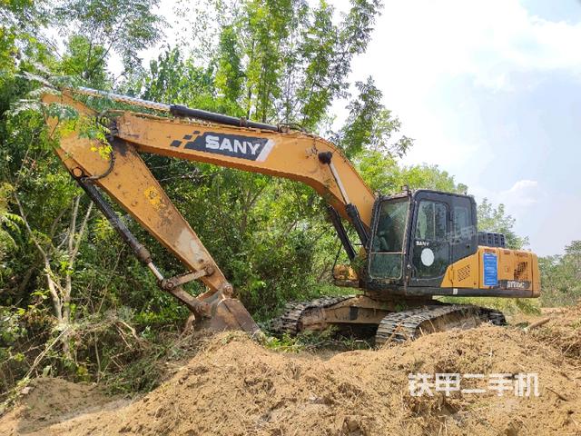 三一重工SY205C挖掘機(jī)