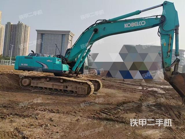 整機(jī)右后45°(整機(jī)外觀) 整機(jī)右后45°(整機(jī)外觀)