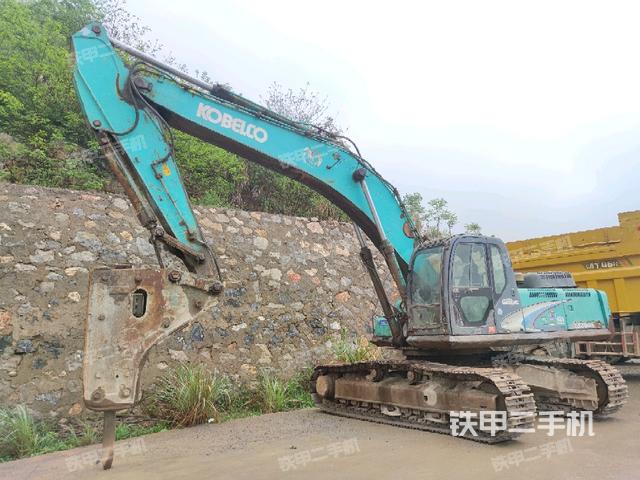 神鋼SK350LC-8挖掘機(jī)