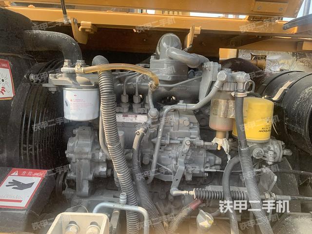 发动机整体俯视(整机外观) 发动机整体俯视(整机外观)
