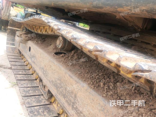 右侧行走马达盖板（行走机构）