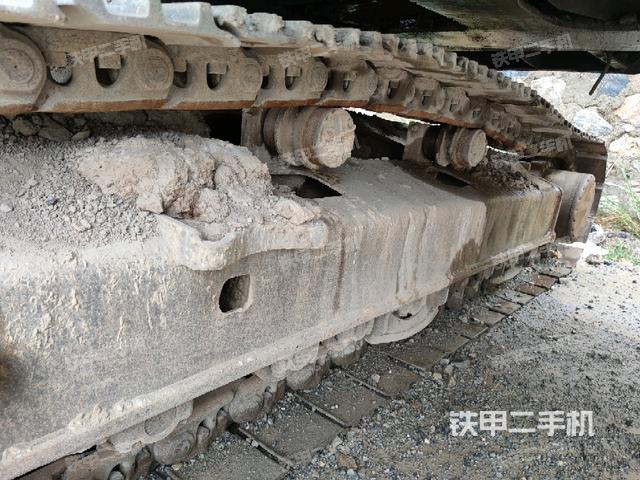 右导向轮(行走机构) 右导向轮(行走机构)