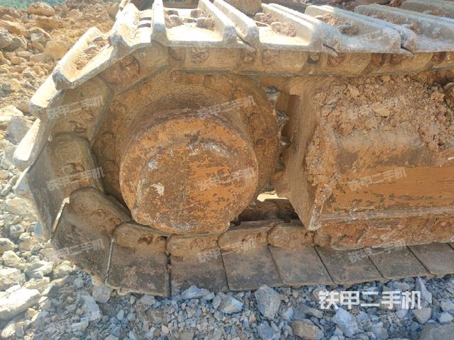 右驱动轮(行走机构) 右驱动轮(行走机构)