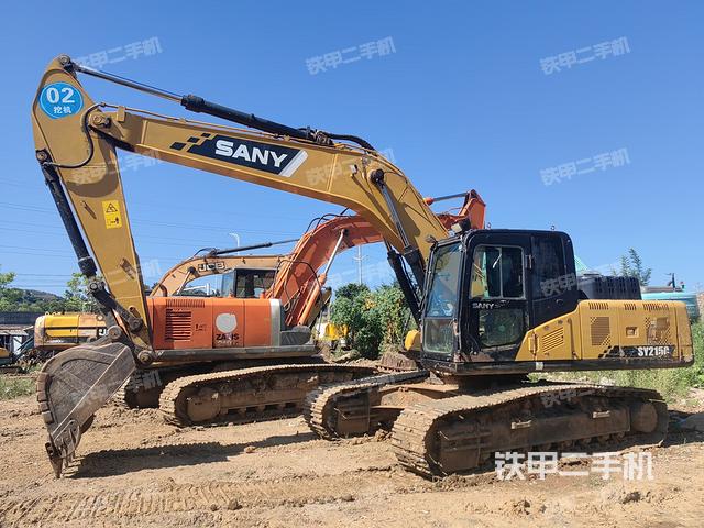 三一重工SY215C挖掘機