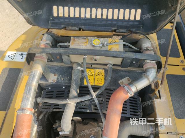 水箱+風(fēng)扇特寫(上車部件) 水箱+風(fēng)扇特寫(上車部件)