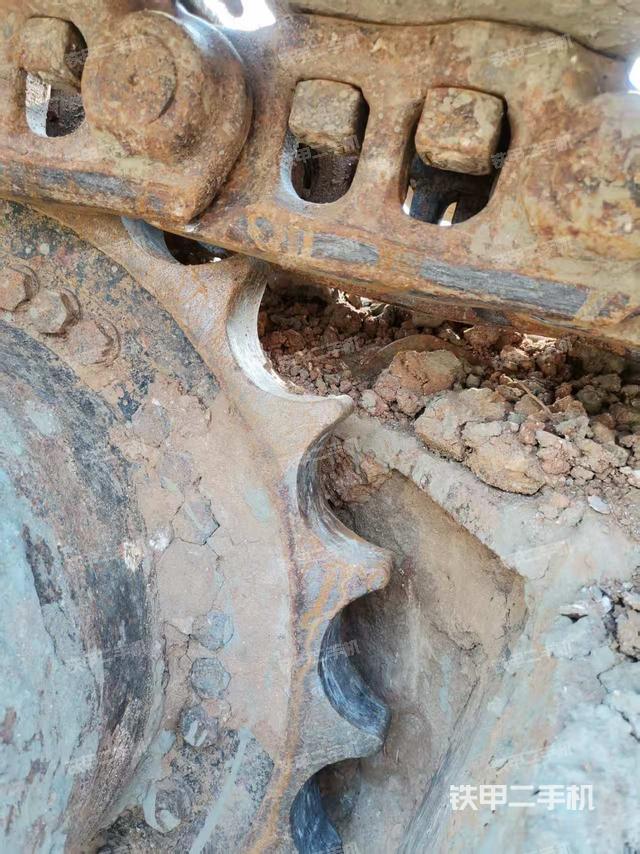 單側履帶整體（整機外觀）