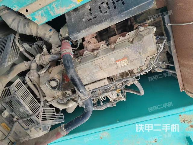 發(fā)動機(jī)整體俯視(整機(jī)外觀) 發(fā)動機(jī)整體俯視(整機(jī)外觀)