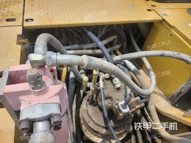 回轉(zhuǎn)馬達(dá)（上車部件）