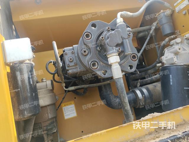 液压泵斜45 左(大件舱室) 液压泵斜45 左(大件舱室)