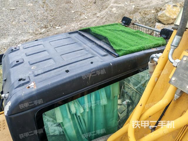 頂棚整體(駕駛室部分) 頂棚整體(駕駛室部分)