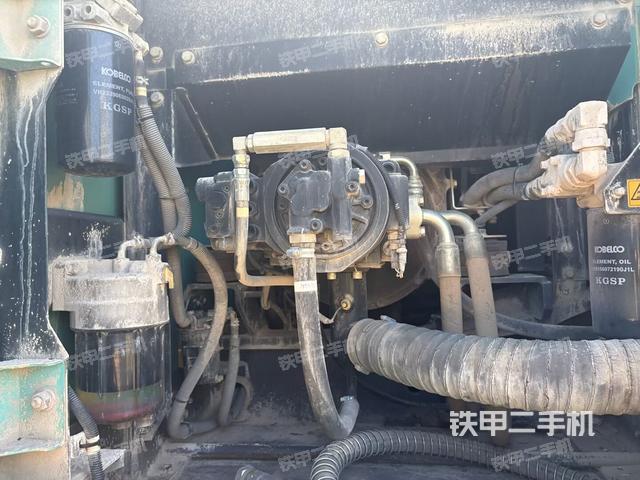 液压泵室(大件舱室) 液压泵室(大件舱室)
