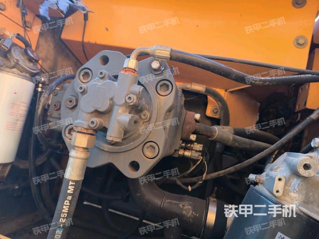 液压泵斜45 右(大件舱室) 液压泵斜45 右(大件舱室)