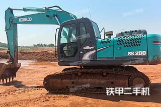 神钢SK200超8挖掘机实拍图片