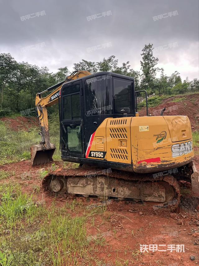 驾驶室整体（整机外观）