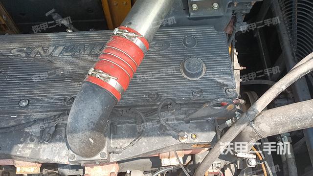 發(fā)動機(jī)整體俯視（整機(jī)外觀）