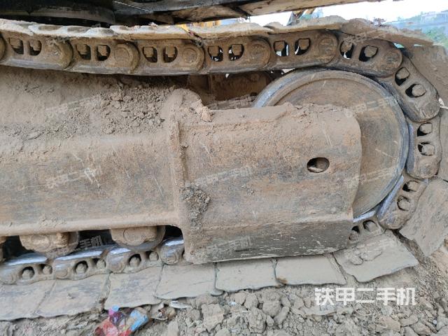 右侧行走马达盖板(行走机构) 右侧行走马达盖板(行走机构)