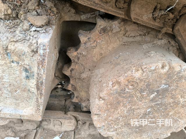 左導(dǎo)向輪（行走機(jī)構(gòu)）