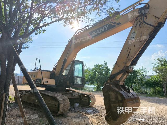 右前45(整机外观) 右前45(整机外观)