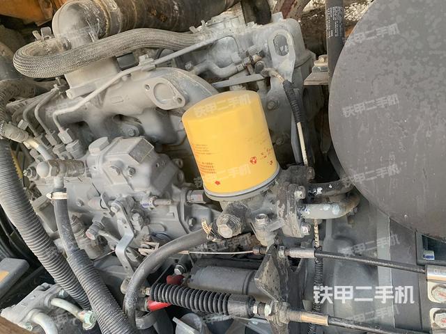 发动机整体俯视(整机外观) 发动机整体俯视(整机外观)