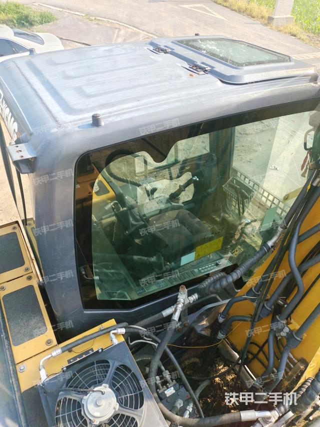 駕駛室頂部俯視(上車部件) 駕駛室頂部俯視(上車部件)