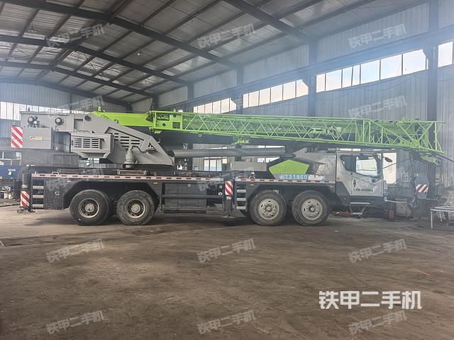 整机右侧（设备外观及核心部件）