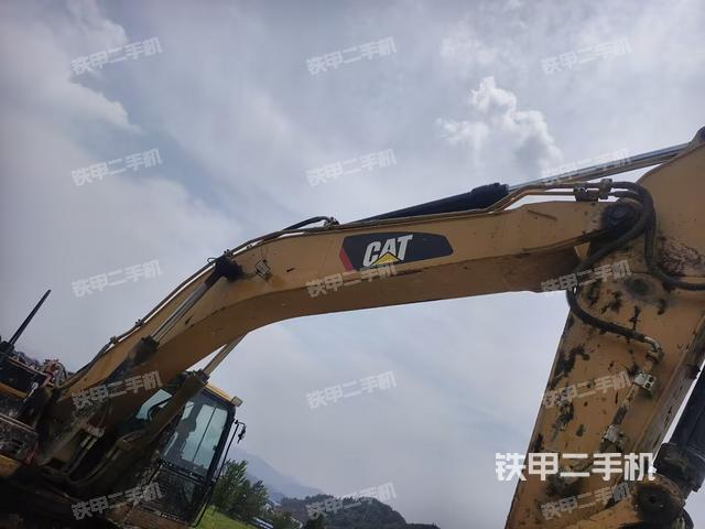 大臂整體?右側(cè)（工作和回轉(zhuǎn)裝置）